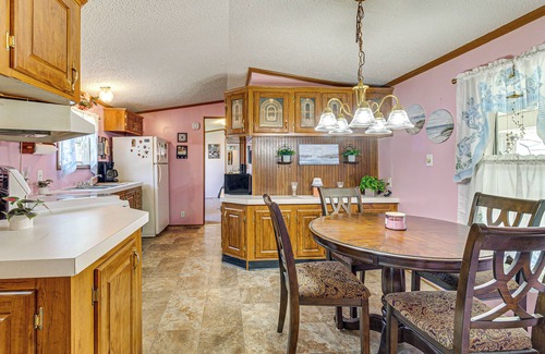 Paden City House | Paden City Home Near Ohio River!