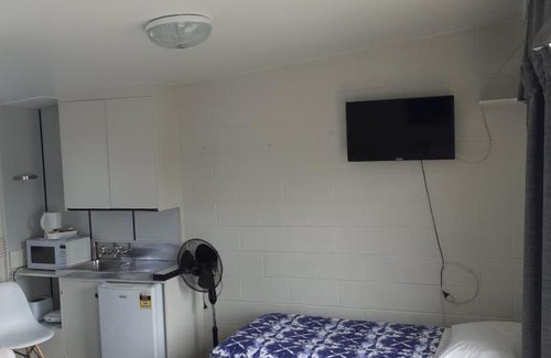 Paeroa Hotel | Paeroa Rail Trail Motel