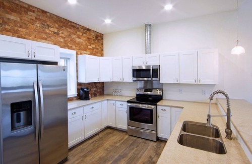 Watkins Glen House | Painted Rock Vacation Rental - Walking To Watkins Glen Attractions