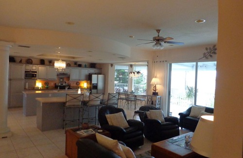 Tierra Verde House | Palace Lavishly Furnished For Vacation Rental