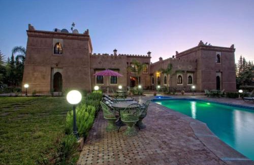 Sidi Abdallah Ghiat Villa | Palace with 2 villas and 2 swimming pools in Sidi Abdellah Ghiat