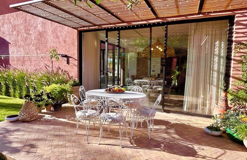 Tassoultante Villa | Palais Celeste