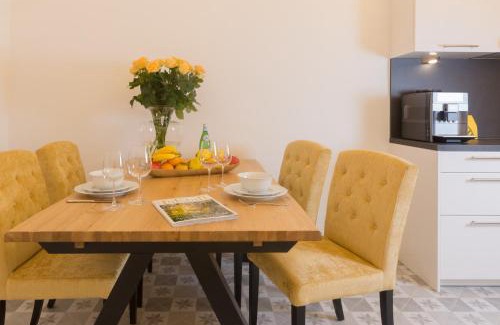 Klagenfurt am Woerthersee Apartment | Palais Gutenberg l´atelier