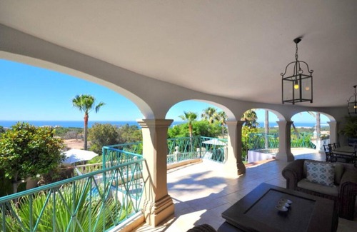 Urbanizacion Hacienda las Chapas Villa | Palatial Villa in Hacienda Las Chapas, Marbella