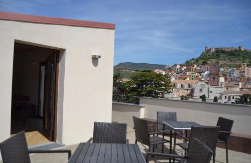 Bosa Historic Centre Hotel | Palazzo Pischedda