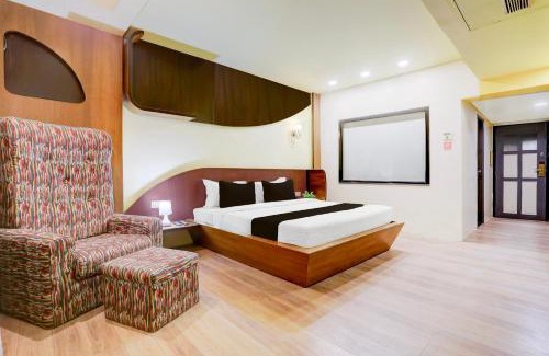 Anand Hotel | Palette by CheckIn Anand Formerly Hotel La Casa Inn