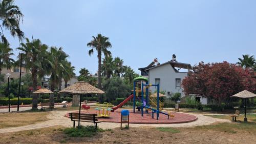 Side Villa | Palladium Villa