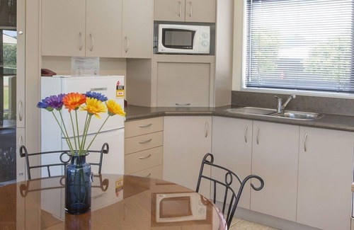 Whangamata Hotel | Palm Pacific Resort and Motel