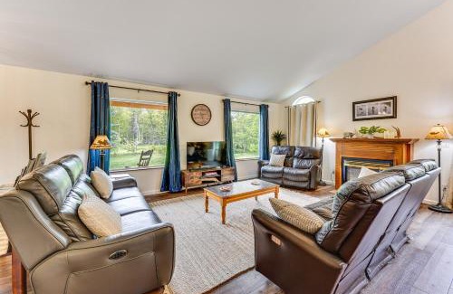 Butte House | Palmer Escape with Mtn Views Fishing and Hiking!