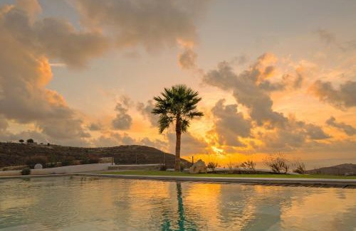 Kamilari Villa | Palmyra Villas Luxury