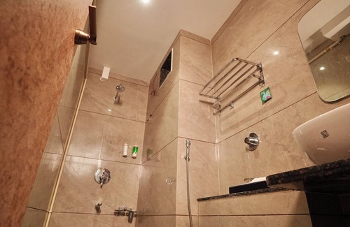 Pandharpur Hotel | Pandharipuram Palace