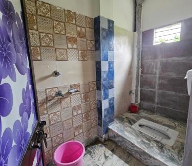 Deoghar House | Pandit Devki Nandan Dharamsala & Guest House