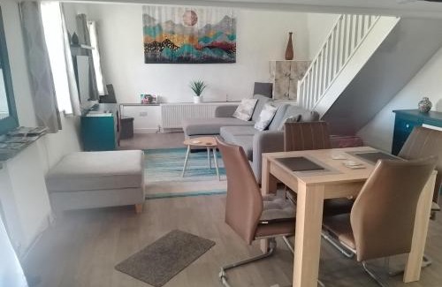 Bryngwran House | Pandy cymunod