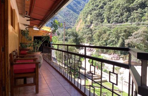 Aguas Calientes Bed & Breakfast | Panorama B&B