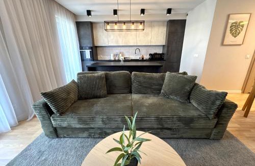 Rzeszow Apartment | Panorama Capital SkyRiver Residence