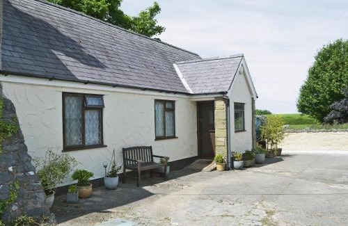 Axton House | Pant Glas Mawr Axton