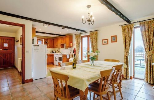 Runcton Holme Cottage | Pantiles Barn - E3866