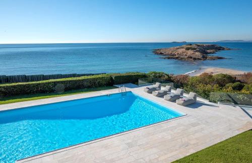 Kropia Villa | Paradise Beachfront Villa Athenian Riviera