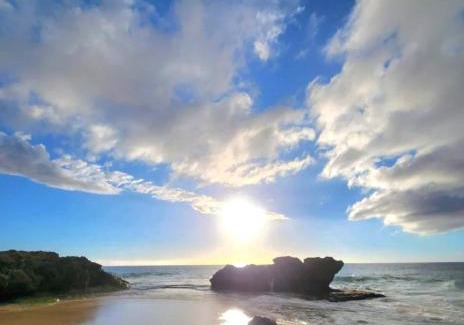 Makaha Valley House | Paradise Ohana Ocean View Oasis with community Pool, Spa, Gym and Rec Area with PingPong, Air Hockey and Foosball