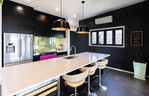 Mangakino House | Paradise on the edge of the lake