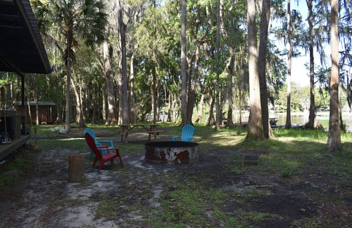 Citrus Springs Cabin | Paradise Palms on Rainbow Ranch