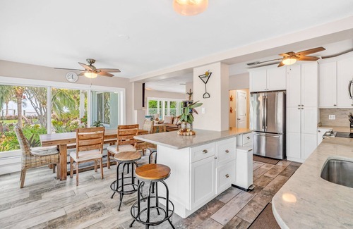 Little Venice House | Paradise Point - Luxury Oceanfront Estate w/Pool, Dock, Outdoor Kitchen & Family Amenities