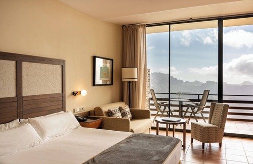 Cruz de Tejeda Hotel | Parador de Cruz de Tejeda