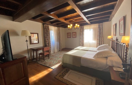 Monterrei Hotel | Parador De Verin