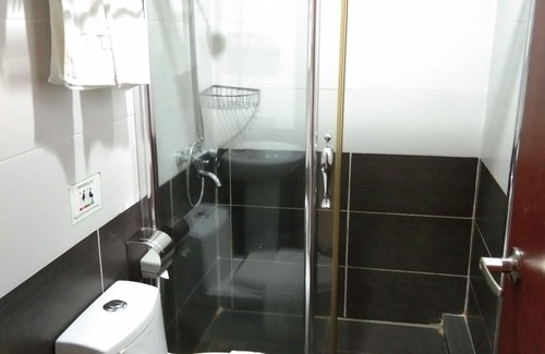 Lutong Hotel | Paragon Lutong Hotel