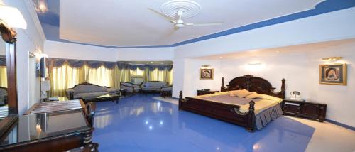 Kurukshetra Hotel | Parakeet Tourist Resort
