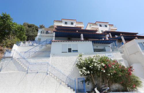 Plomari Apartment | Paris-Irini Studios And Apartments