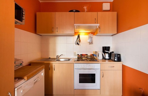 Friedrichshain Apartment | Park & ​City ALEX 4BRA 2 Bäder2 kitchens computer wifi park 30m Alexanderplatz 300m