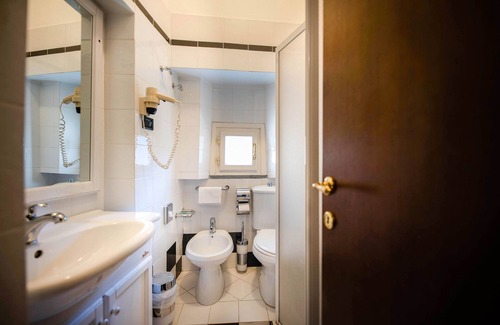 Bagni di Lucca Hotel | Park Hotel Regina