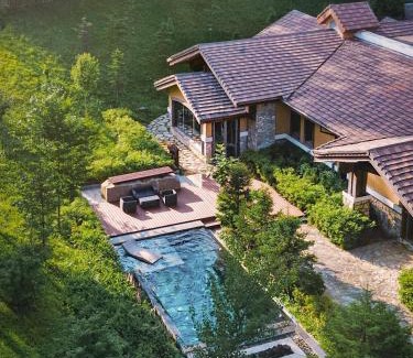 Changbai Mountain West Slope Hotel | Park Hyatt Changbaishan