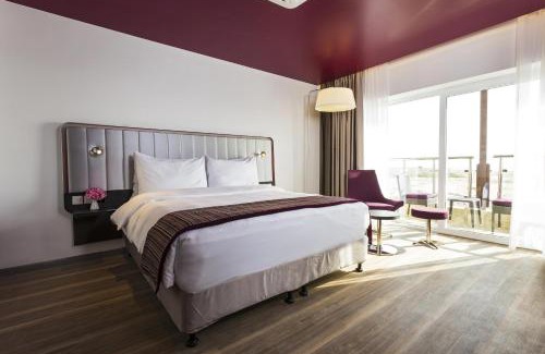 Duqm Hotel | Park Inn by Radisson Hotel and Residence Duqm