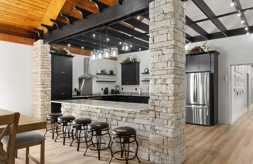Jeffersonville Cabin | Park Place Lodge - Stay Play Celebrate - Sleeps 34