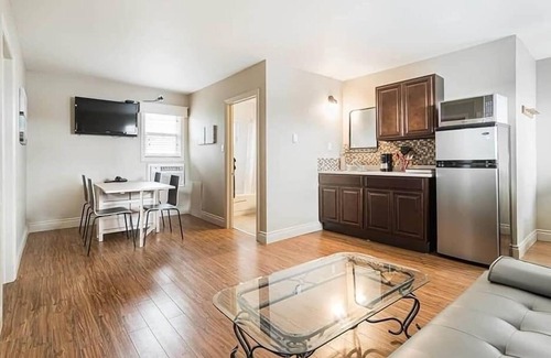 Shediac Hotel | Parlee Beach Motel