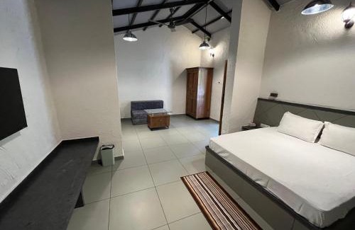 Trimbak House | Parnakuti Cottage