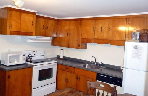 Beach Haven House | Part Of A Duplex 1-Block To Ocean+Bay Beaches, 2 Bedrooms, 1 Bathroom