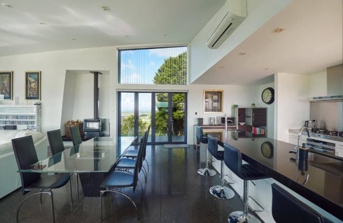 Onerahi House | Parua Bay home with everything you'll need