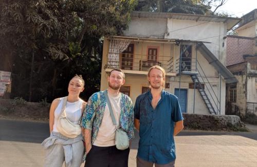 Revadanda House | Parvati Niwas Homestay -Nearby Revdanda Beach & Fort - WiFi available