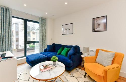 Pontcanna House | Pass the Keys Beautiful 3 Bed Town House