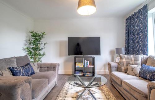 Renfrew Apartment | Pass the Keys Renfrew Town Centre Easy Link to Glasgow City