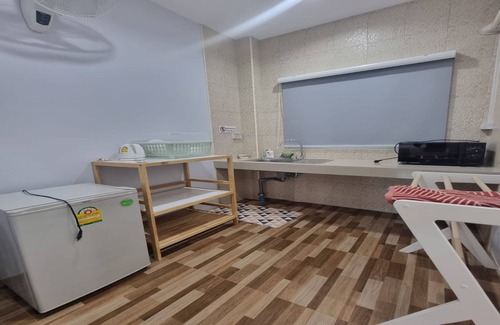 Wiset Chai Chan Hotel | Patamanan Residence Ang Thong