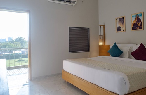 Gandhinagar Hotel | Pathikashram Nilaya