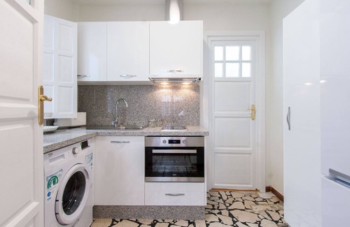 San Roque Apartment | Patio de Tintes Old town 6 pax