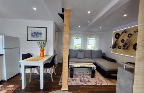 Wiehl House | Patsada Cottage