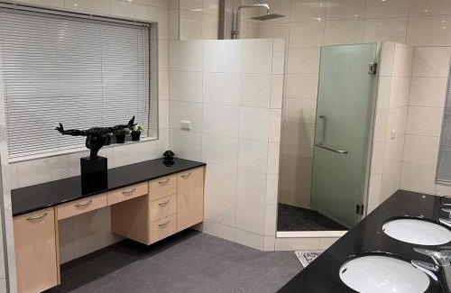 Nong Chaeng Villa | Pattaya Serenity Oasis 8BR Pool Villa for Great Vacations