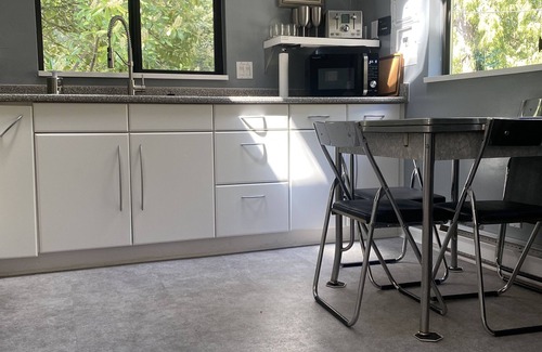 Garden Bay Cottage | Paul's Cottage