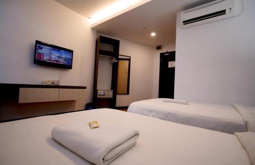 Lutong Hotel | Pavilion Inn